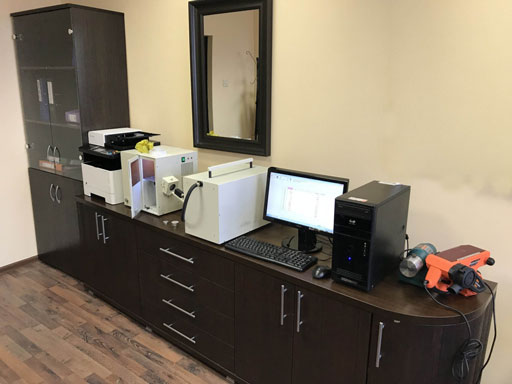 лаборатория спектрометр эмиссионный.jpg